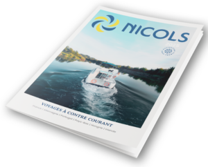 Mockup brochure 2025